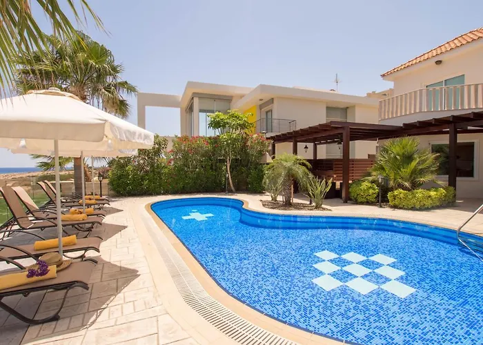 Casa de Férias Sea Holly Front Line Protaras