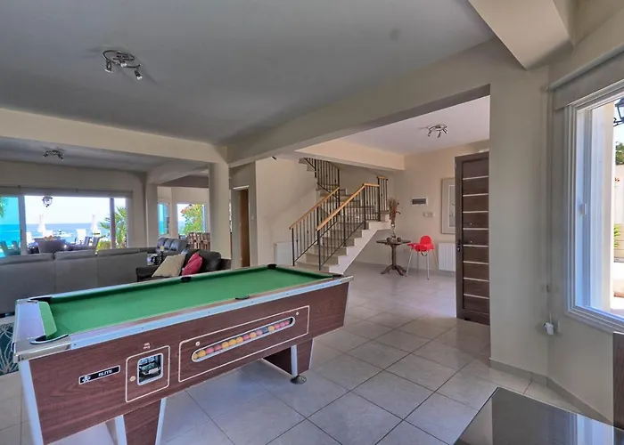 Sea Holly Front Line * Protaras