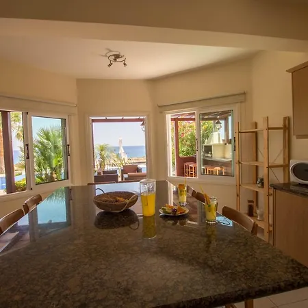 Sea Holly Front Line 펜션