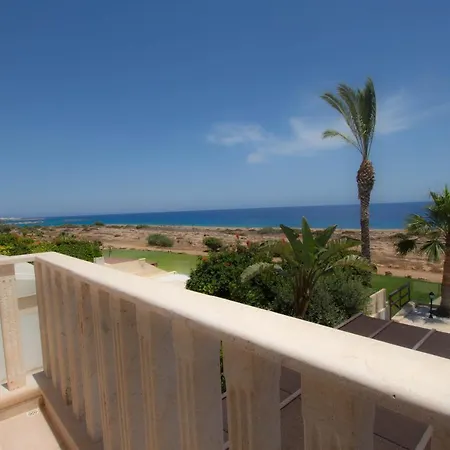 Sea Holly Front Line בית נופש פרוטאראס