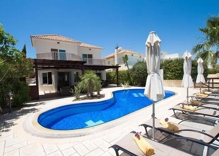 بيت للعطل Sea Holly Front Line بروتاراس