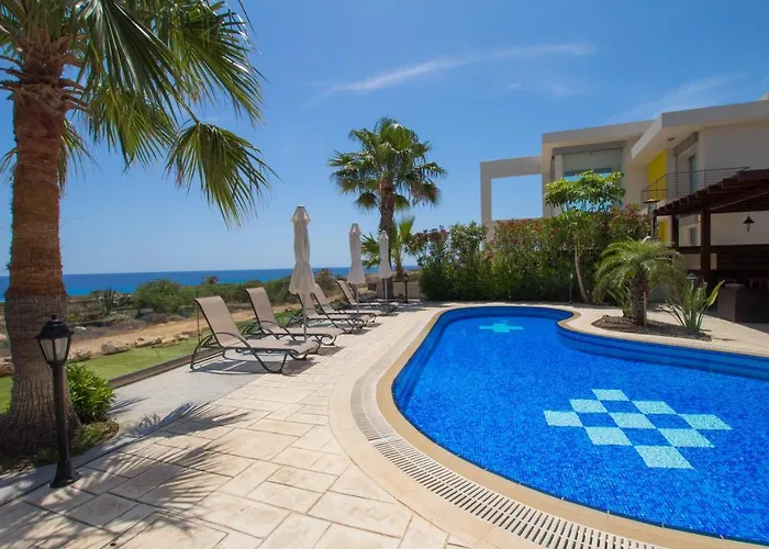 بيت للعطل Sea Holly Front Line بروتاراس