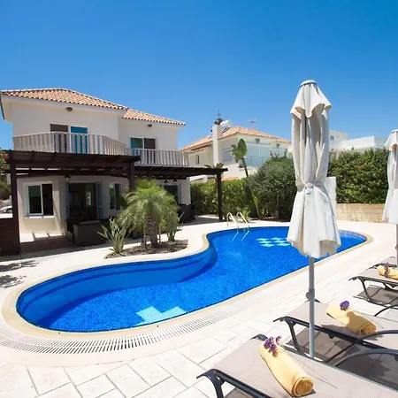 Tatil Evi Sea Holly Front Line Protaras